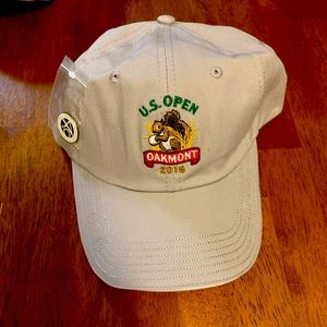 2016 U.S. Open hat from Oakmont with pin